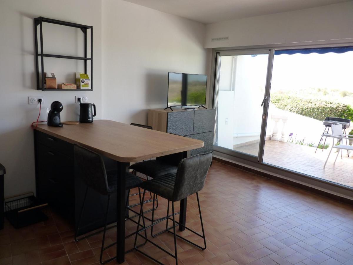 Sol-Y-Days Flamant, Superbe Appartement En Rez De Jardin Avec Grande Terrasse Et Jardinet, Face A La Mer Le Grau-du-Roi Εξωτερικό φωτογραφία